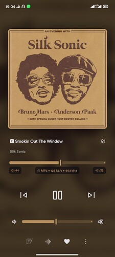 Screenshot_2025-04-04-19-04-24-746_app.symfonik.music.player